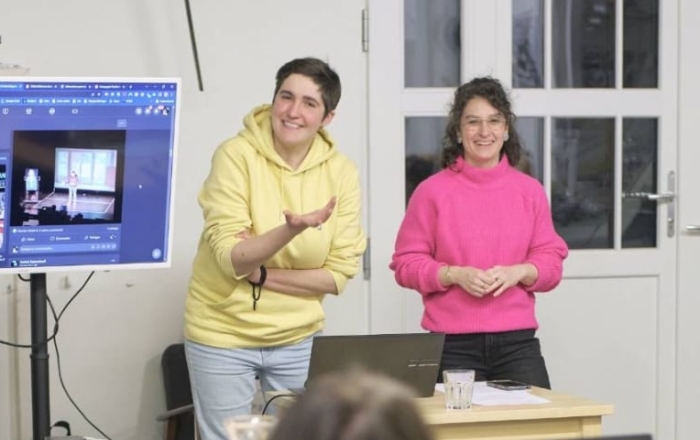 SOCIÉTÉS DE MUSIQUE ET COMMUNICATION